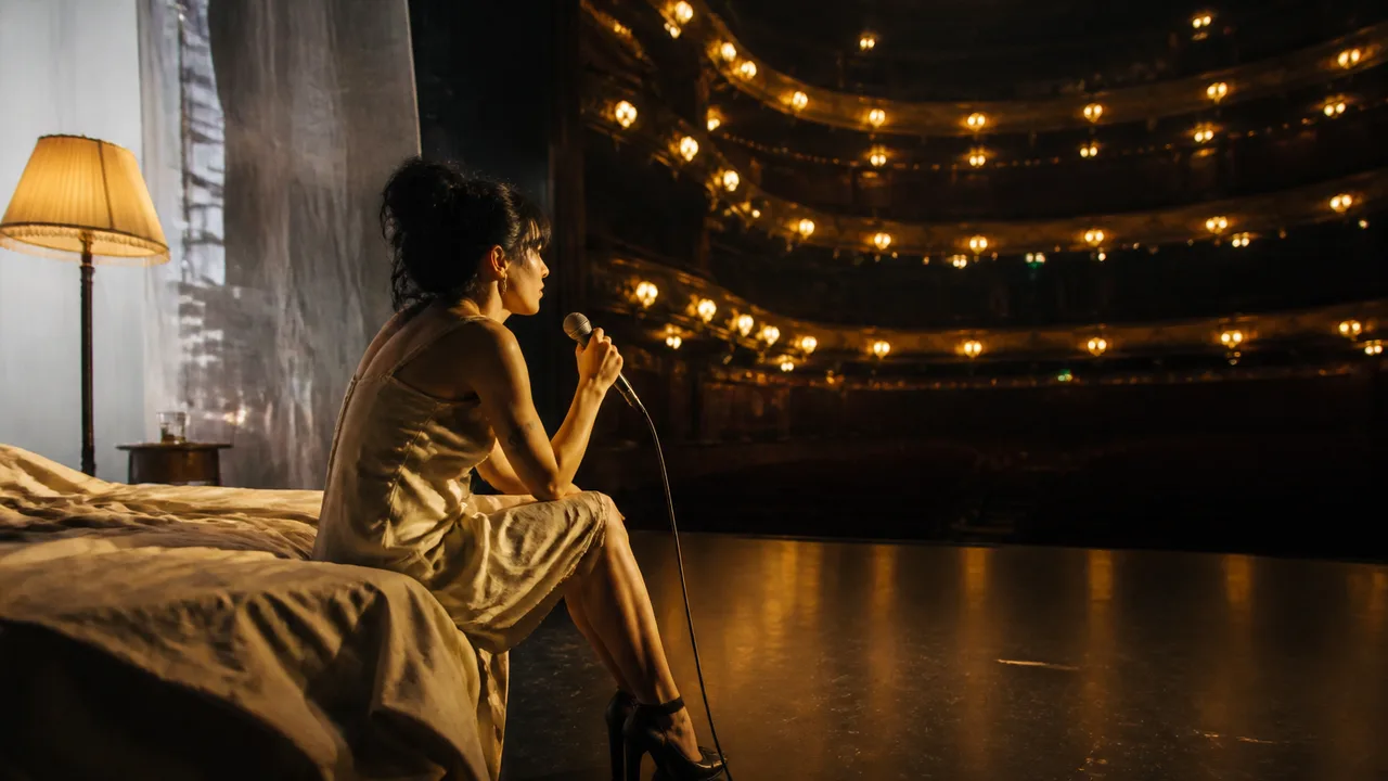 Lily Allen's West End Girl Tour and the Fourth Wall