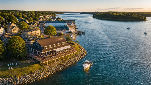 Yarmouth, Maine, Offers River Views and a Seafood Detour